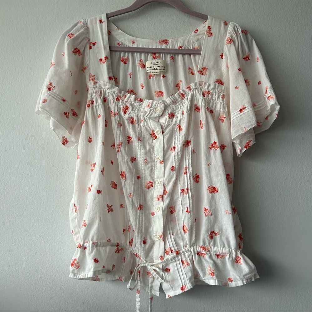 Trovata Birds of Paradis Lorita White and Pink Embroidered Top